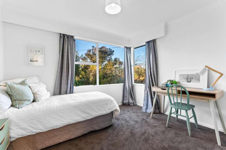 17 East Way Durie Hill_13