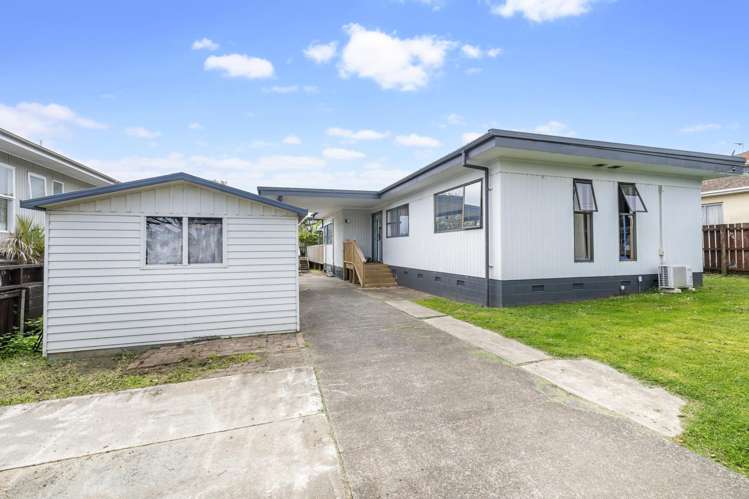 28 Ridgemount Rise Mangere Bridge_19