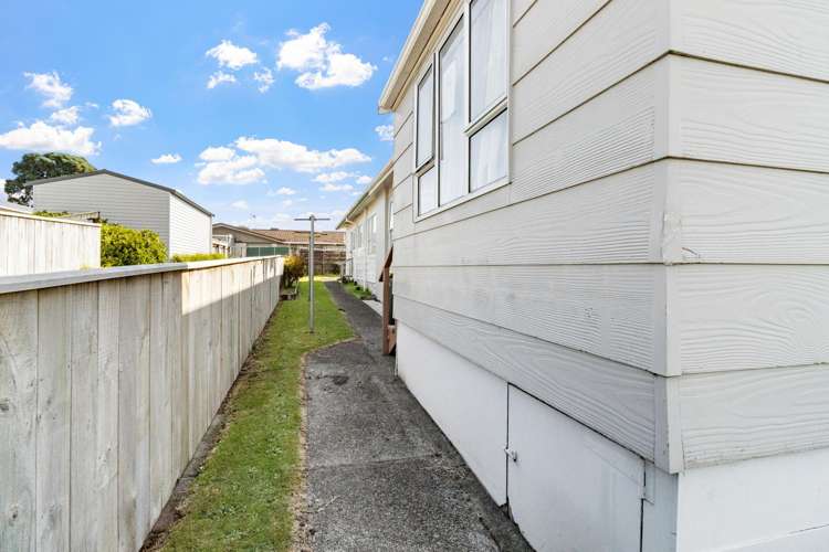 2/6 Wicklow Place Bell Block_21