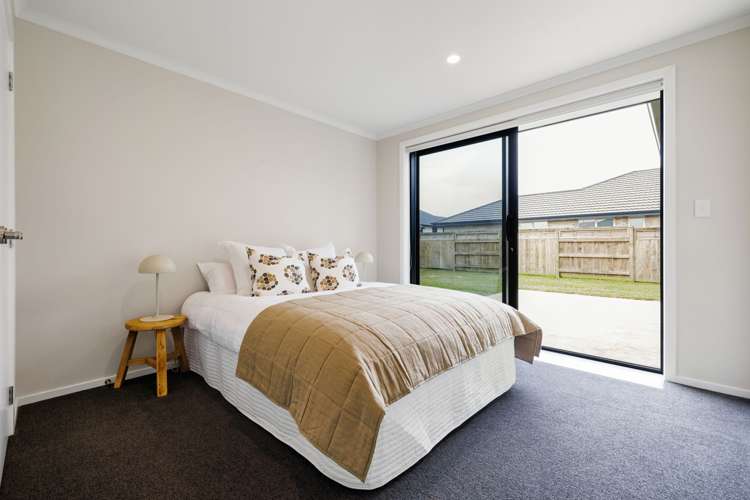 67 Jarrett Terrace Leamington_16