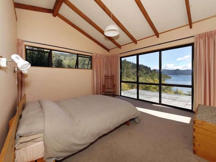 609 Port Underwood Road Whatamango Bay_20