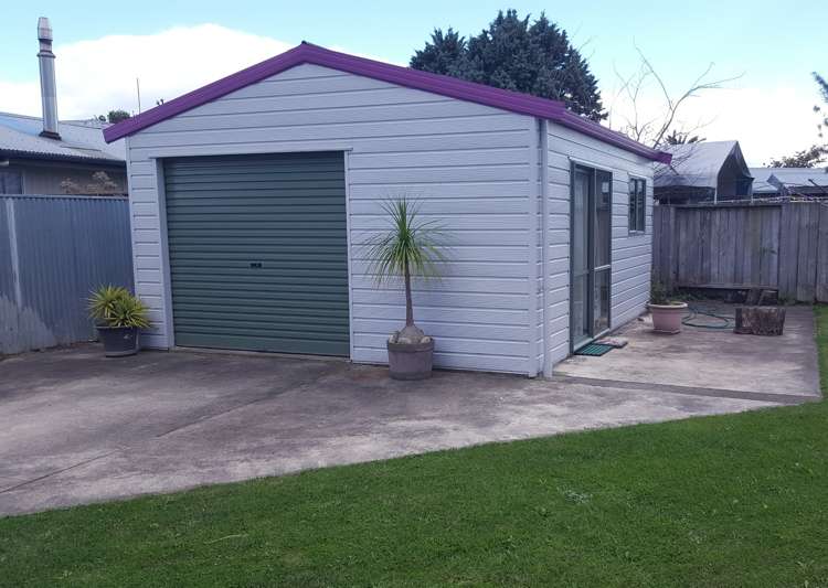 16 Atherfold Crescent Greenmeadows_6