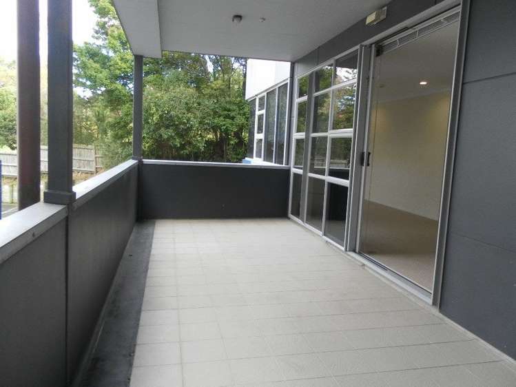 2j/21 Hargreaves Street Auckland Central_17