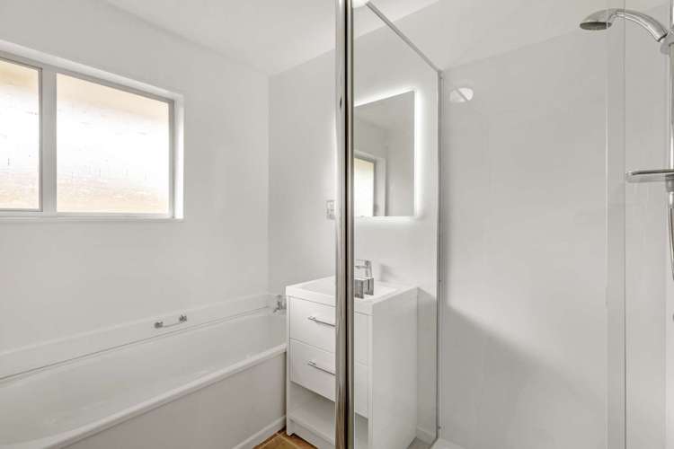 1/21 Greenock Street Redwood_18