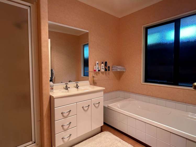 14 Sapphire Drive Hairini_11