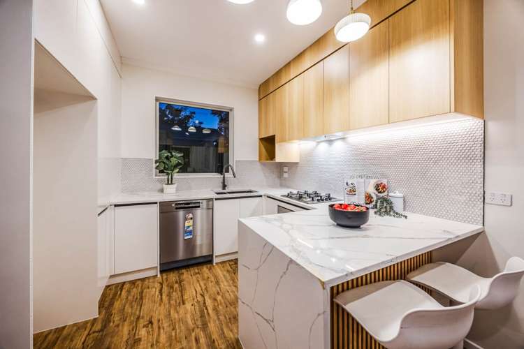 4c Collie Street Hill Park_38