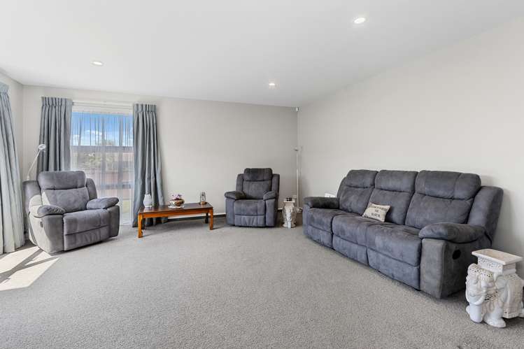 126 Rocking Horse Road Southshore_8
