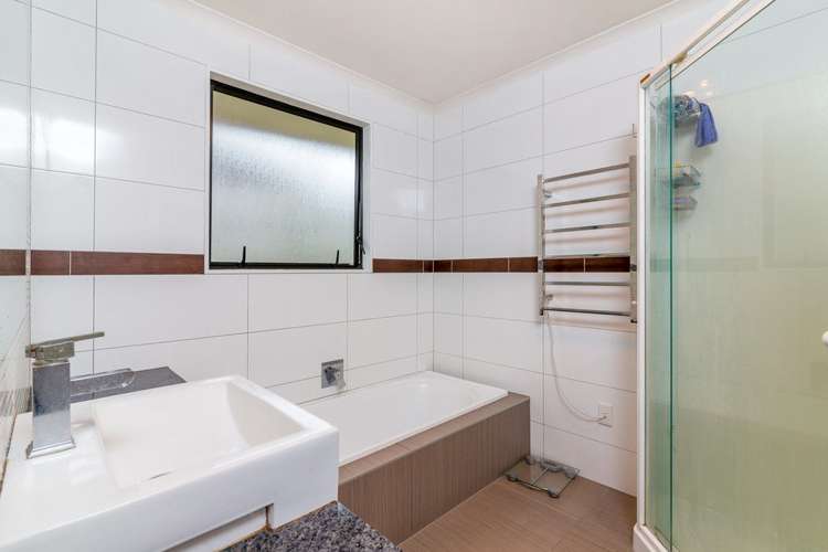 3 Kylie Court Clover Park_9