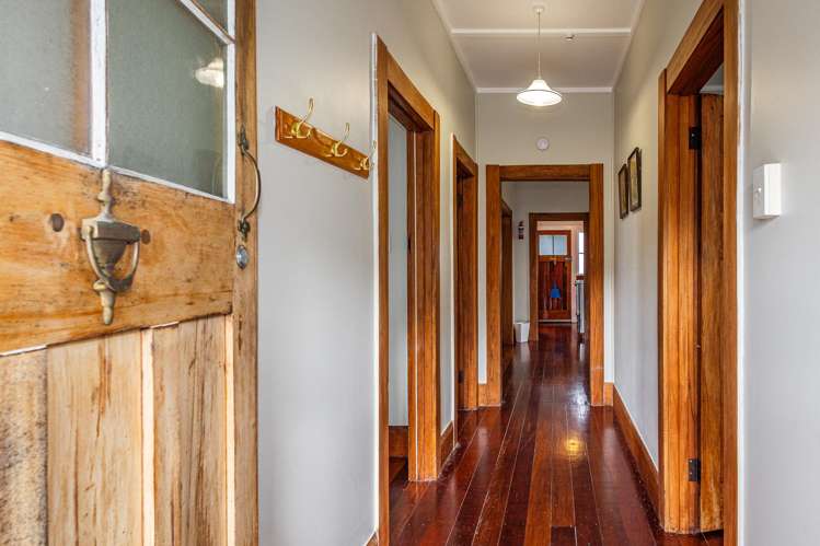 14 Railway Row Ohakune_1