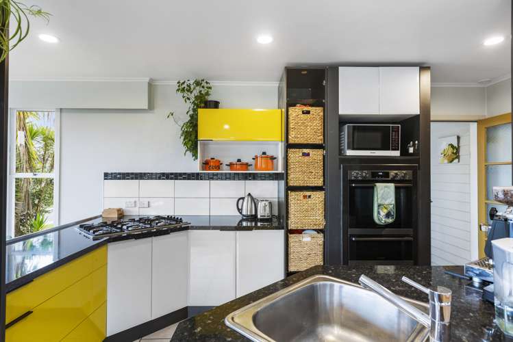 19 Noall Street Te Atatu Peninsula_5