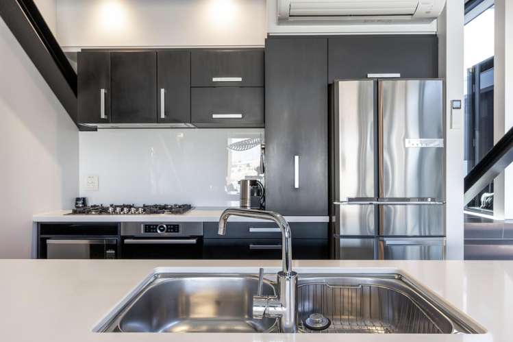 8A Olivers Place Queenstown_21