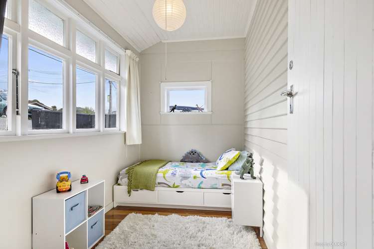 22 Mandalay Terrace Khandallah_10