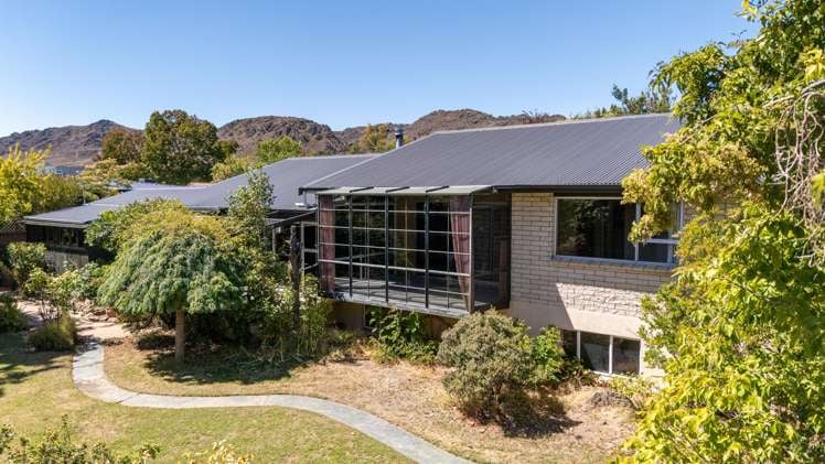 9 Dunorling Street_0