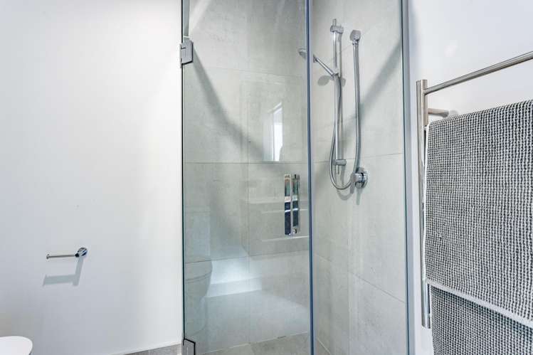 2/97 Simeon Street Spreydon_11