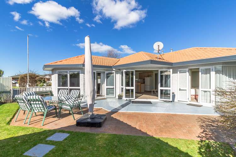 17 Knightsbridge Place Taradale_8