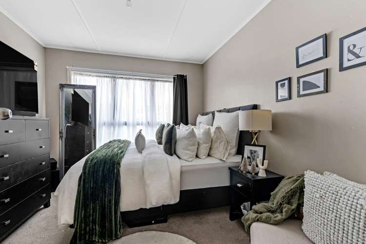 64 Orams Road Hillpark_12