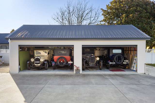 64 Athlone Drive Cambridge_2