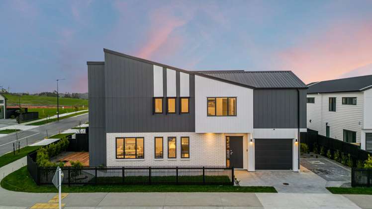 98 Parish Drive_3