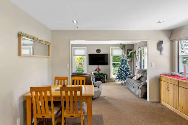 22 Dickens Street Stoke_3