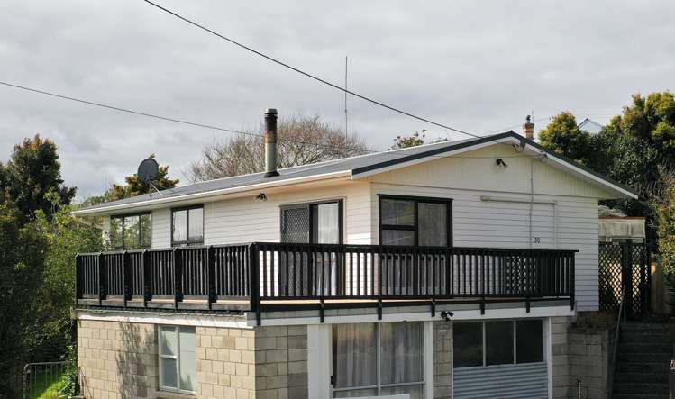 30 Downer Street Helensville_22