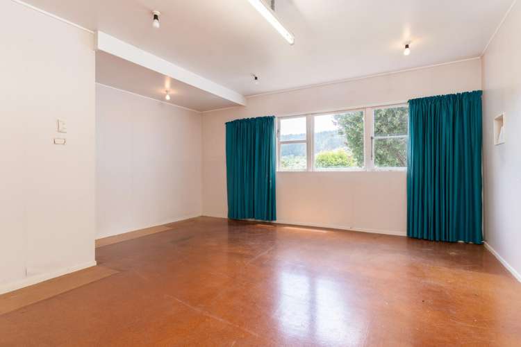 5 Larsen Crescent Tawa_15