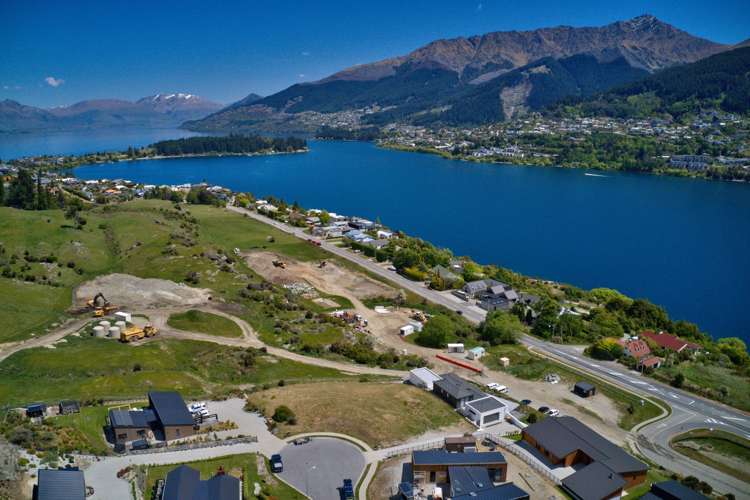 10 Red Deer Rise Kelvin Heights_10