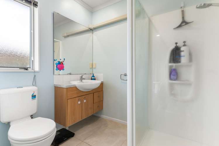 22 Belfry Place Wattle Downs_12