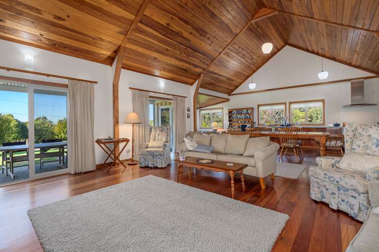 35 Hume Road Aongatete_8