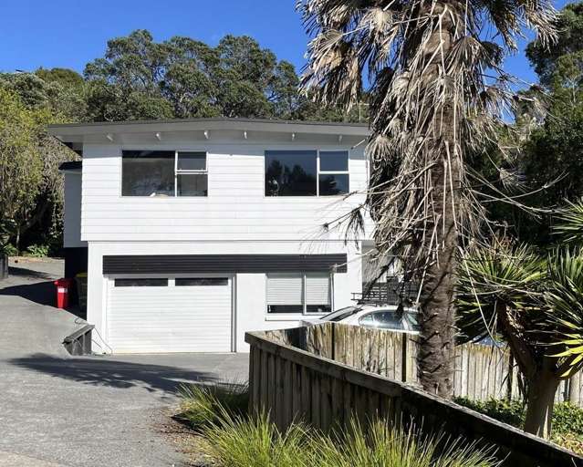 22 Glenelg Road Red Beach_1