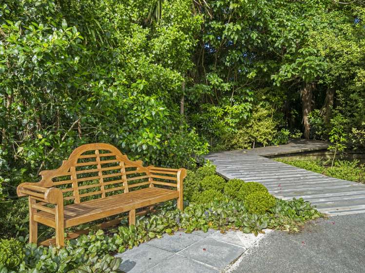 20 Eaves Bush Parade Orewa_25