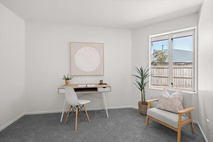 9 Shearwater Drive Woolston_16