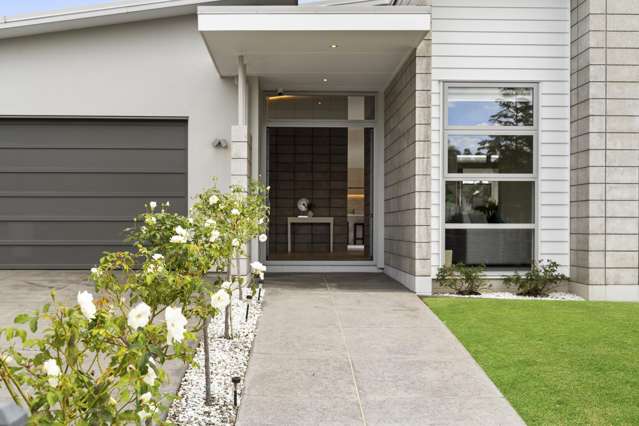 32 Constellation Avenue Beachlands_3