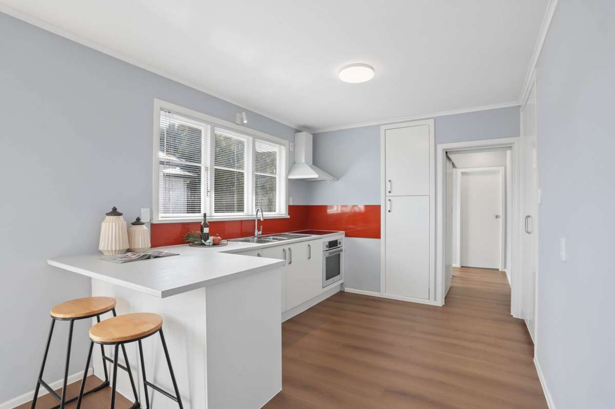 93 Webster Avenue_4