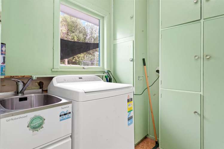 5 Adams Place Kamo_17