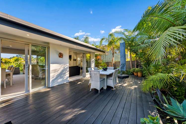 455A Beach Road Murrays Bay_21