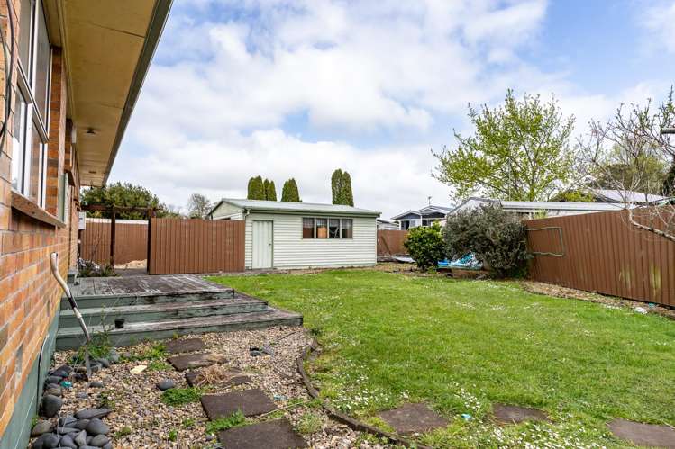 10 Marion Place Deanwell_5