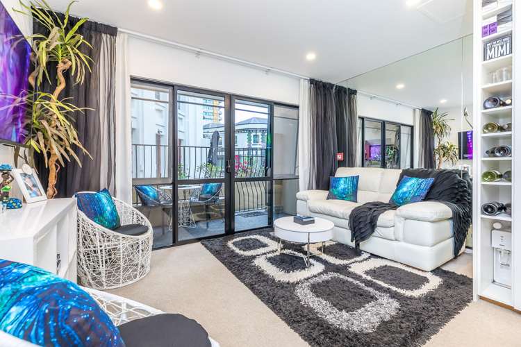 1a/77 Fort Street Auckland Central_0
