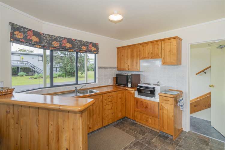 1 Hardy Place Cooks Beach_23