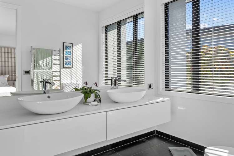 8 Te Kohanga Drive Pegasus_11