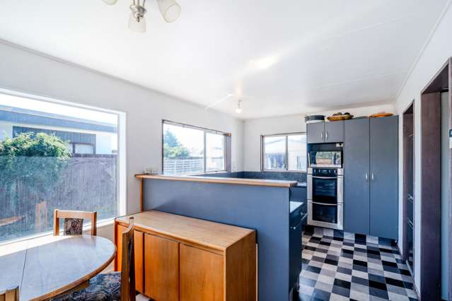 14 Stonehaven Street Flaxmere_4