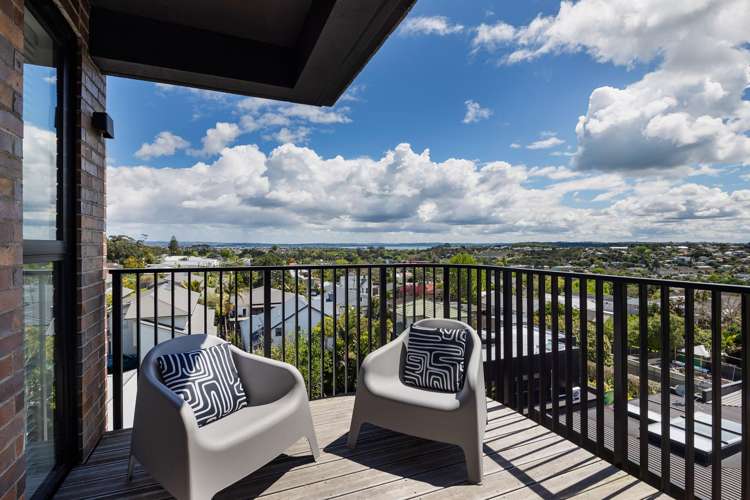 402/2 Finch Street Western Springs_2