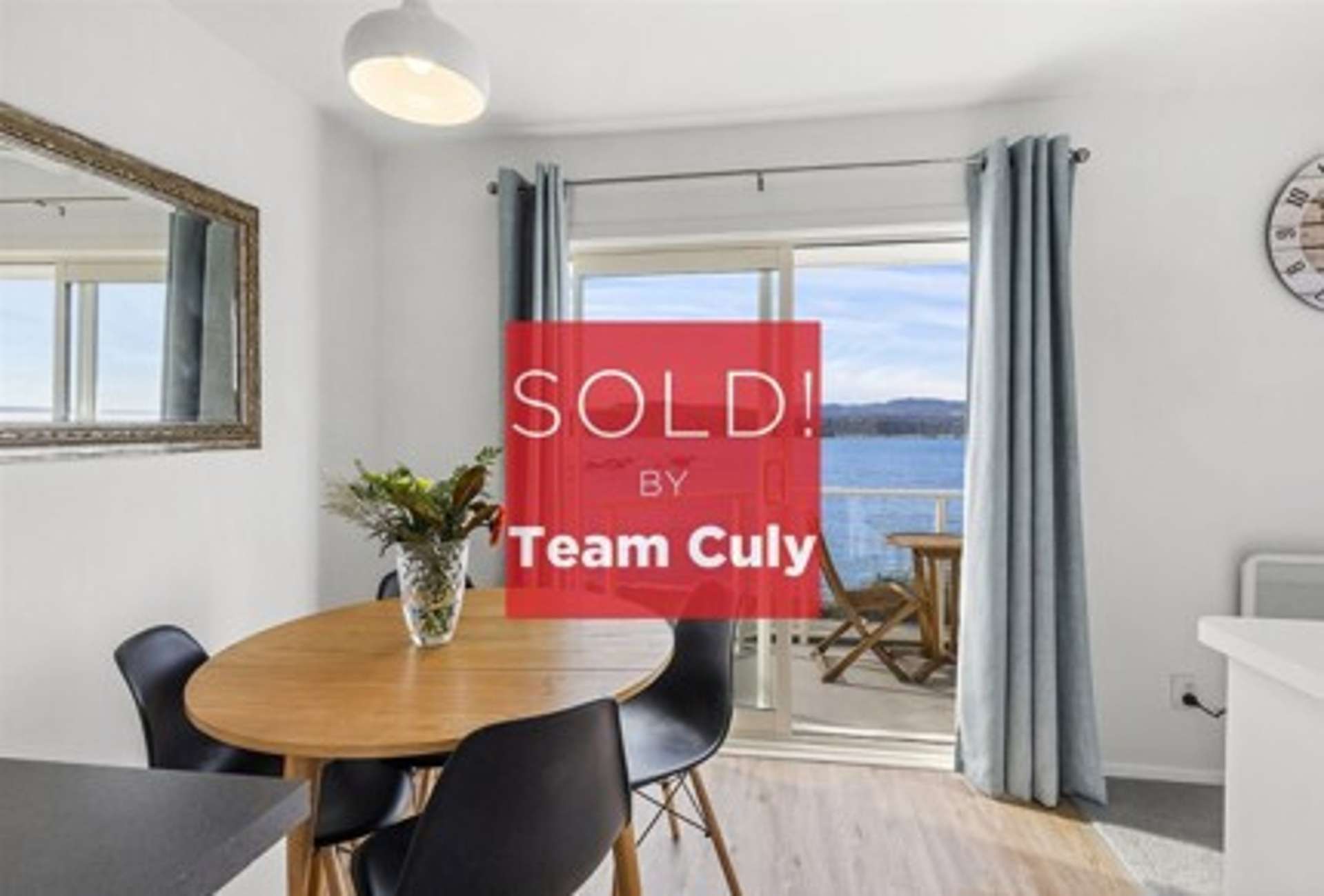 2/420 Queens Drive Lyall Bay_0