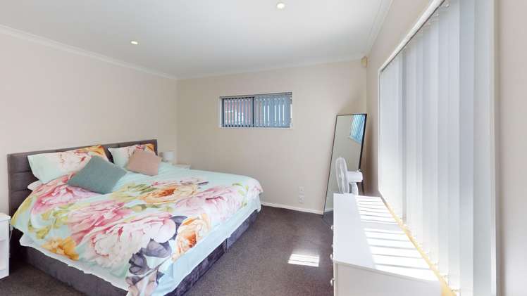 1 Loader Place Tawhero_9