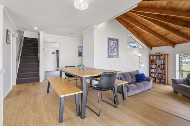 37 RIVERSIDE DRIVE Waiuku_2