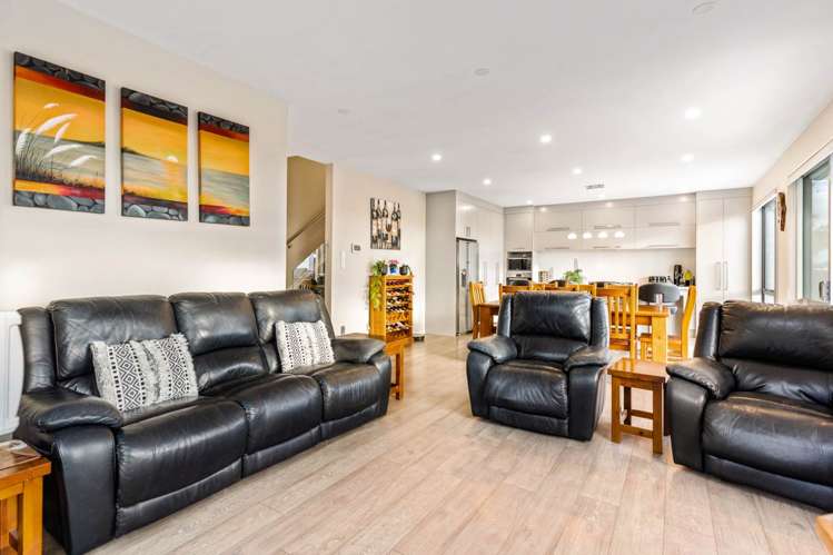 6 Arbors Track Silverdale_6