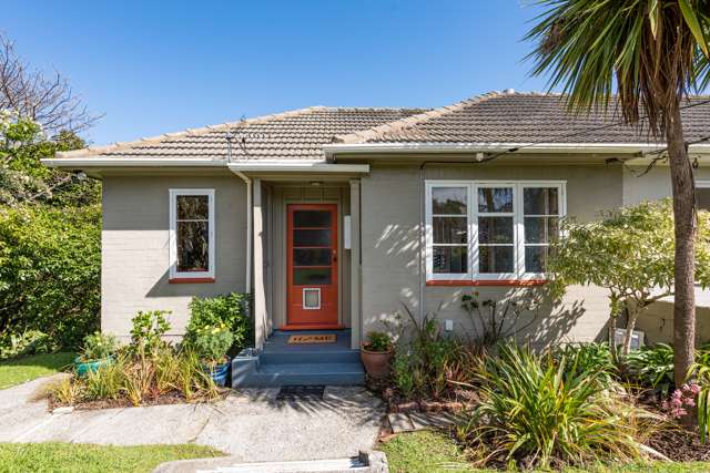 43 Bankot Crescent Ngaio_1