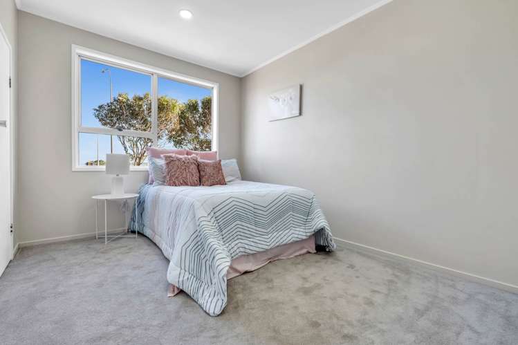 238 Browns Road Clendon Park_13