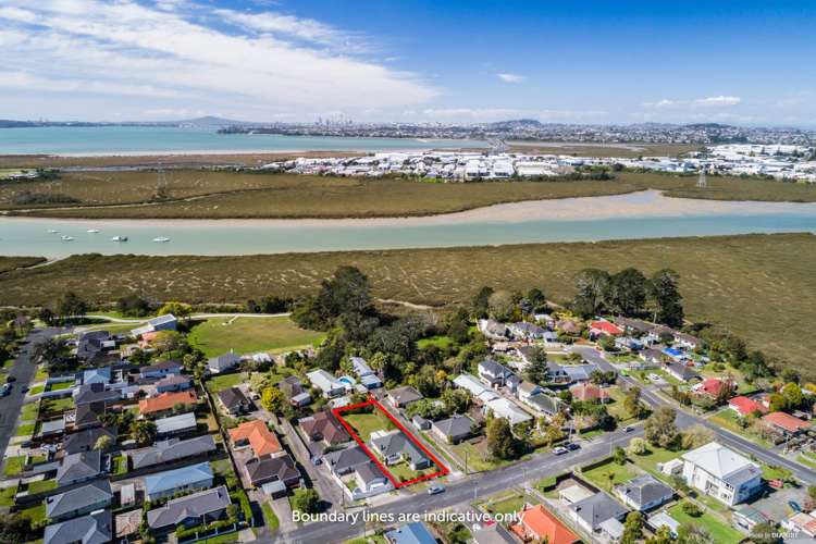 12 Ayrton Street Te Atatu South_20