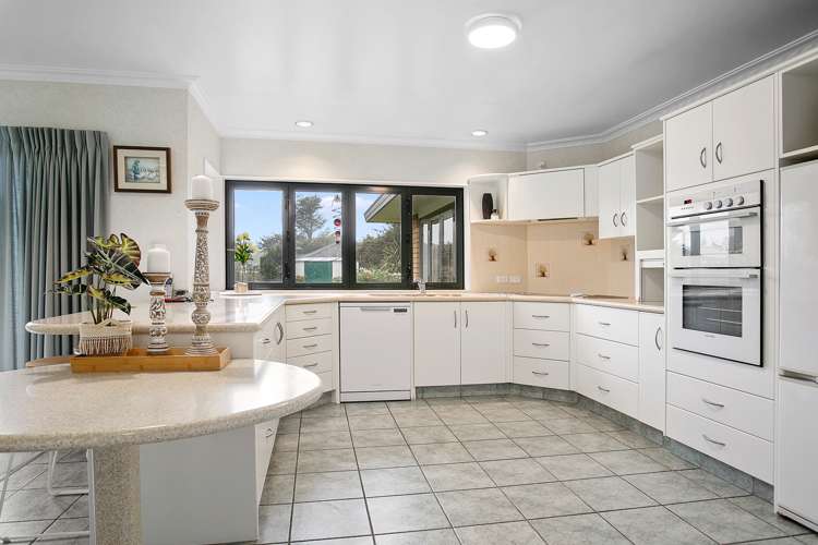 20 Cowley Drive Leamington_7