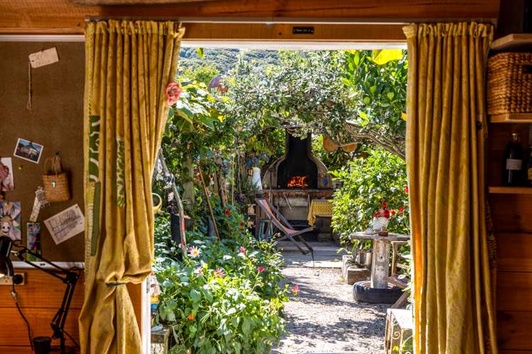 24 The Esplanade Oneroa_27